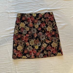 LOFT Petite Floral Shift Skirt